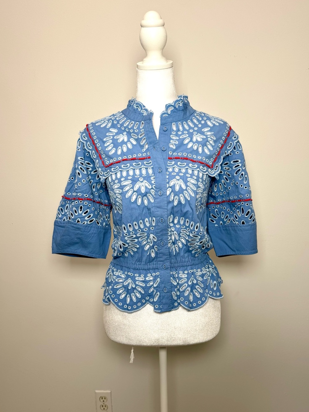 Anthropologie Coastal Scalloped Peplum Eyelet Blouse NWT Medium Blue - Picture 6 of 11